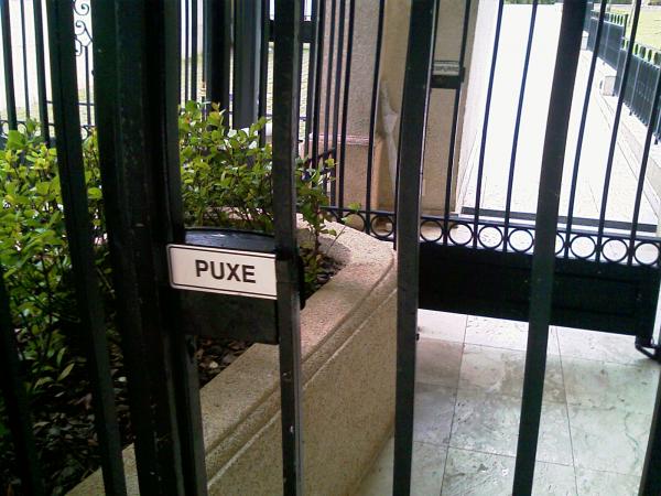 Placa para Portão de Condomínios (Puxe)